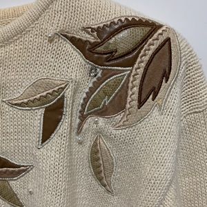 Beautiful vintage sweater